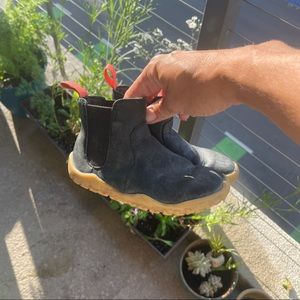 Vivobarefoot Kids Fulham: Size 26